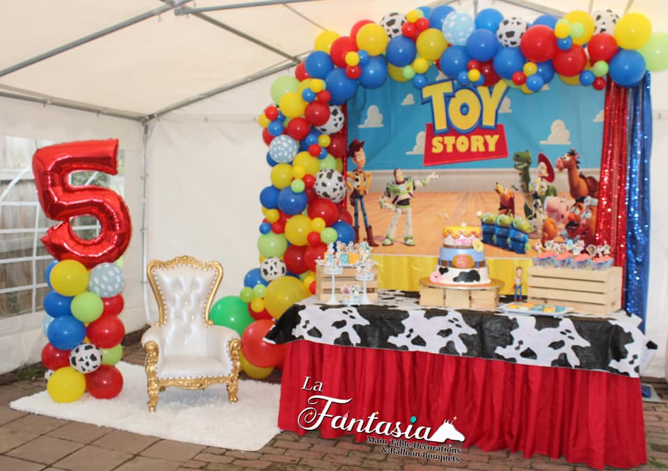 Vintage record player and vinyl collection